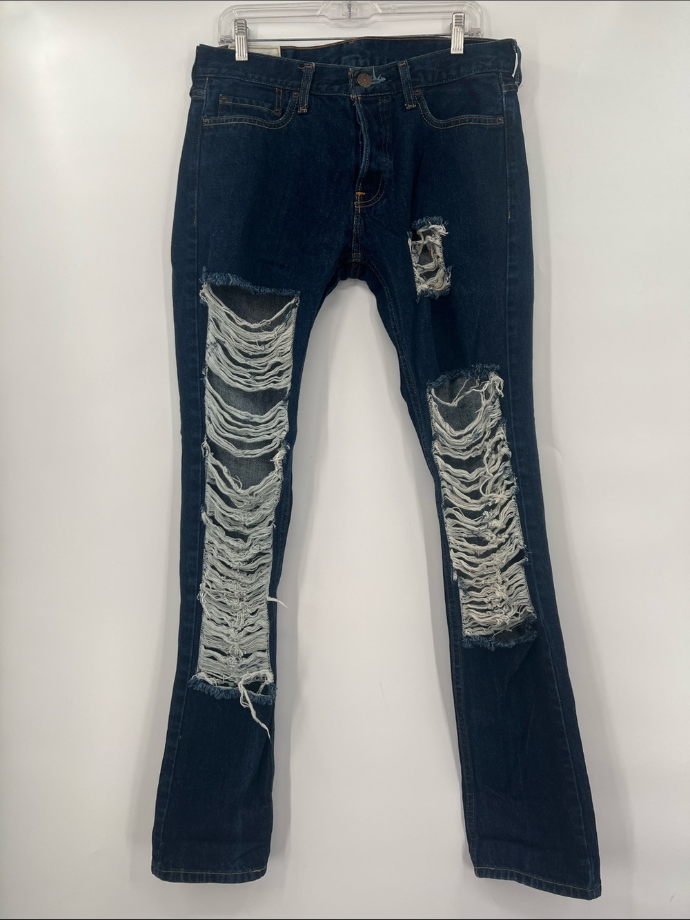 Size 32  Hollister jeans